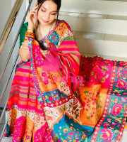 ব্লাউজ পিছ সহ ডিজিটাল প্রিন্ট শাড়ি কোড DP-6037